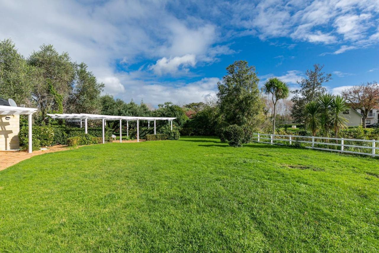 Villa A Majestic Slice Of Heaven Karaka Exterior foto